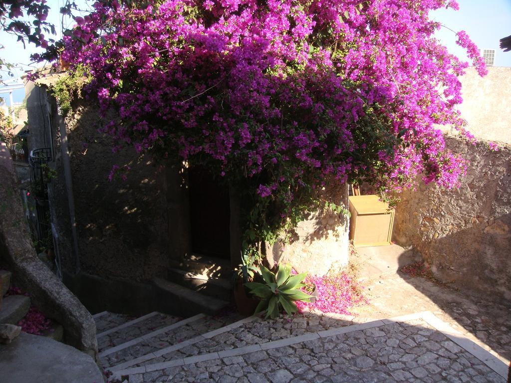 Hotel Kennedy Sant'Alessio Siculo Exterior photo